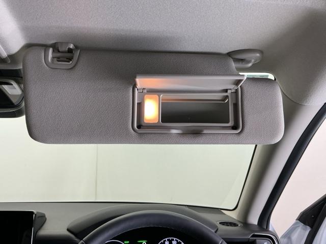 ヴェゼル ｅ：ＨＥＶＺ　コンビシート（プライムスムース×ファブリック）専用インテリア　衝突回避支援ブレーキ機能　スマキ　フルオートエアコン　エアバッグ　両席エアバック　記録簿付　パワーウィンドウ　ＬＥＤランプ　ソナー　ＡＢＳ（57枚目）