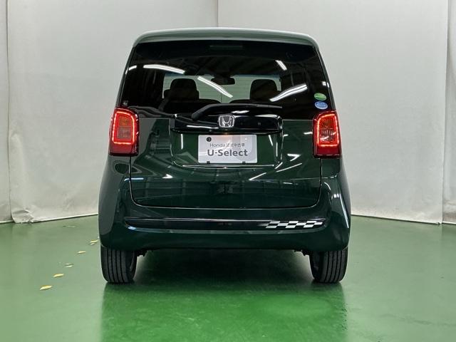 Ｎ－ＯＮＥ プレミアムツアラーＳＳネオクラシックレーサーパッケジ　ナビ　Ｒカメラ　ブルートゥース　フルセグ　低全高ルーフ　ＥＣＯＮ　エアバッグ　ＤＶＤ　ベンチシート　地デジ　Ｂカメラ　ターボ　サイドカーテンエアバック　前席シートヒーター　横滑り防止装置　ＥＴＣ（10枚目）