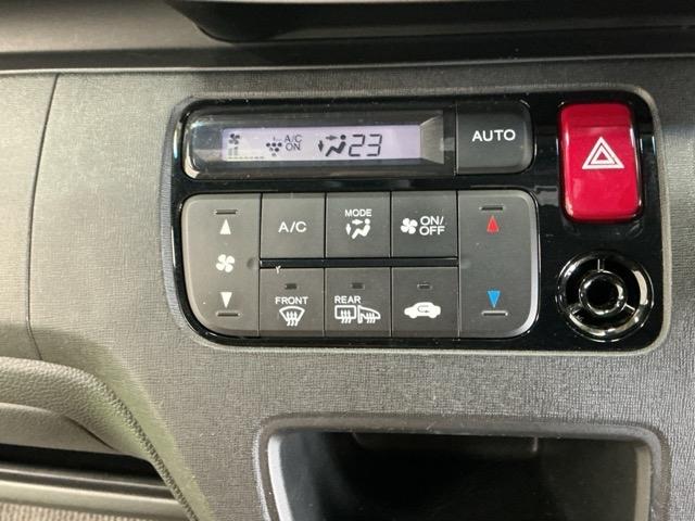 Ｎ－ＯＮＥ プレミアムツアラーＳＳネオクラシックレーサーパッケジ　ナビ　Ｒカメラ　ブルートゥース　フルセグ　低全高ルーフ　ＥＣＯＮ　エアバッグ　ＤＶＤ　ベンチシート　地デジ　Ｂカメラ　ターボ　サイドカーテンエアバック　前席シートヒーター　横滑り防止装置　ＥＴＣ（16枚目）