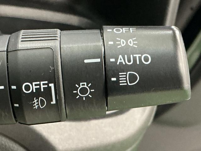 Ｎ－ＯＮＥ プレミアムツアラーＳＳネオクラシックレーサーパッケジ　ナビ　Ｒカメラ　ブルートゥース　フルセグ　低全高ルーフ　ＥＣＯＮ　エアバッグ　ＤＶＤ　ベンチシート　地デジ　Ｂカメラ　ターボ　サイドカーテンエアバック　前席シートヒーター　横滑り防止装置　ＥＴＣ（22枚目）