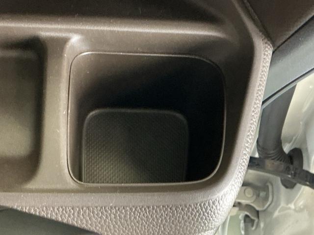 Ｎ－ＢＯＸ Ｌ　ナビ　Ｒカメラ　ブルートゥース　フルセグ　衝突回避支援ブレーキ　Ｉ－ＳＴＯＰ　クリソナ　ＰＷ　パワステ　Ｓヒーター　スマ－トキ－　Ｂカメ　地デジＴＶ　サイドエアバック　横滑り防止　整備記録簿　ＤＶＤ（16枚目）