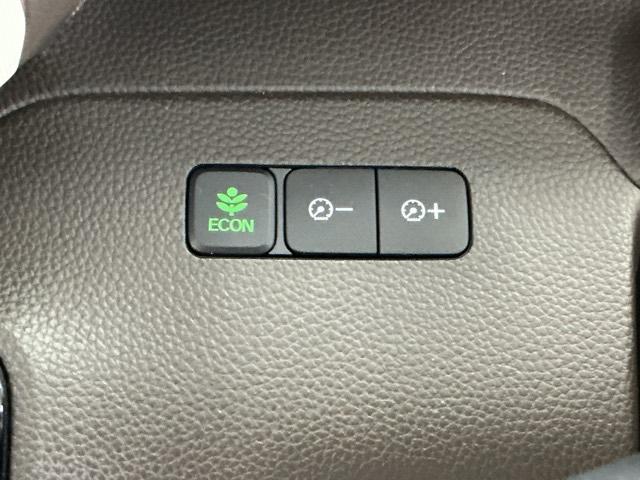 Ｎ－ＢＯＸ Ｌ　ナビ　Ｒカメラ　ブルートゥース　フルセグ　衝突回避支援ブレーキ　Ｉ－ＳＴＯＰ　クリソナ　ＰＷ　パワステ　Ｓヒーター　スマ－トキ－　Ｂカメ　地デジＴＶ　サイドエアバック　横滑り防止　整備記録簿　ＤＶＤ（28枚目）