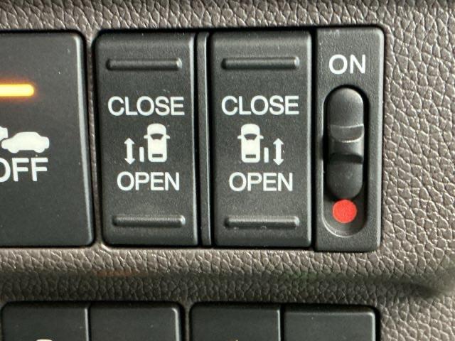 フリードハイブリッド ハイブリッド・Ｇホンダセンシング　ナビ　Ｒカメラ　ブルートゥース　フルセグ　軽減ブレーキ　キーフリーシステム　記録簿　ＤＶＤ再生可能　ＥＣＯＮ　後カメラ　Ａクルーズ　ＬＥＤヘッドランプ　横滑防止　パワーウインドウ　３列シート　ＥＴＣ付（23枚目）