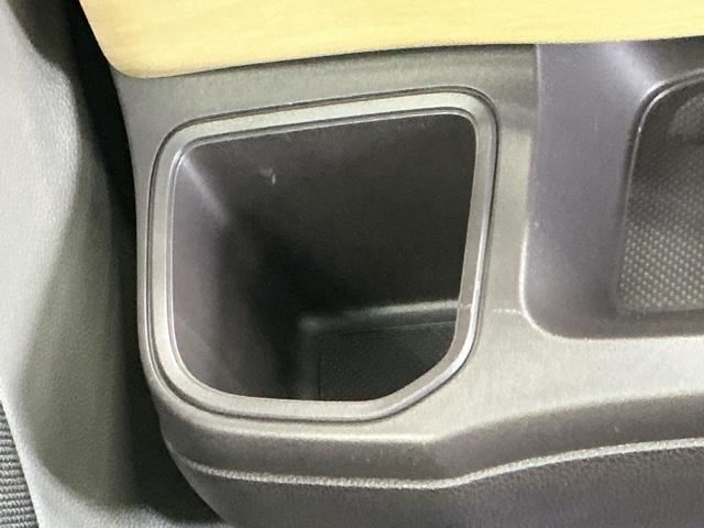 フリードハイブリッド ハイブリッド・Ｇホンダセンシング　ナビ　Ｒカメラ　ブルートゥース　フルセグ　軽減ブレーキ　キーフリーシステム　記録簿　ＤＶＤ再生可能　ＥＣＯＮ　後カメラ　Ａクルーズ　ＬＥＤヘッドランプ　横滑防止　パワーウインドウ　３列シート　ＥＴＣ付（62枚目）