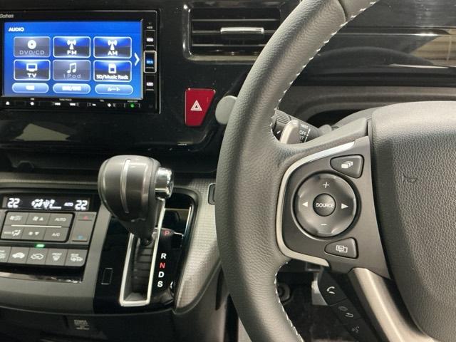 ステップワゴンスパーダ スパーダホンダセンシング　ドラレコ　ナビ　Ｒカメラ　ブルートゥース　盗難防止　助手席エアバッグ　Ｗパワスラ　記録簿有　地デジ　ＬＥＤライト　横滑り防止システム　オートエアコン　リアカメラ　ドライブレコーダー装着車　ＵＳＢ（3枚目）