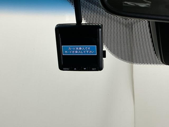 ステップワゴンスパーダ スパーダホンダセンシング　ドラレコ　ナビ　Ｒカメラ　ブルートゥース　盗難防止　助手席エアバッグ　Ｗパワスラ　記録簿有　地デジ　ＬＥＤライト　横滑り防止システム　オートエアコン　リアカメラ　ドライブレコーダー装着車　ＵＳＢ（13枚目）