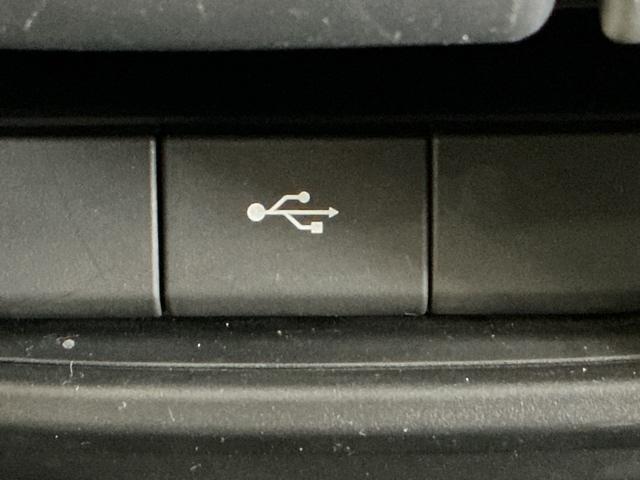 ステップワゴンスパーダ スパーダホンダセンシング　ドラレコ　ナビ　Ｒカメラ　ブルートゥース　盗難防止　助手席エアバッグ　Ｗパワスラ　記録簿有　地デジ　ＬＥＤライト　横滑り防止システム　オートエアコン　リアカメラ　ドライブレコーダー装着車　ＵＳＢ（18枚目）