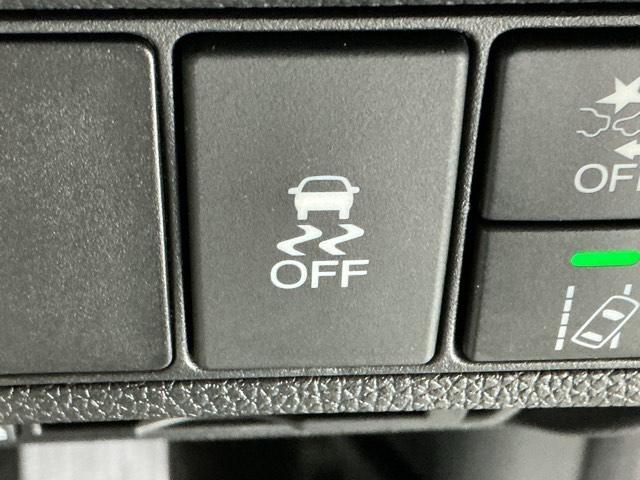 ステップワゴンスパーダ スパーダホンダセンシング　ドラレコ　ナビ　Ｒカメラ　ブルートゥース　盗難防止　助手席エアバッグ　Ｗパワスラ　記録簿有　地デジ　ＬＥＤライト　横滑り防止システム　オートエアコン　リアカメラ　ドライブレコーダー装着車　ＵＳＢ（25枚目）