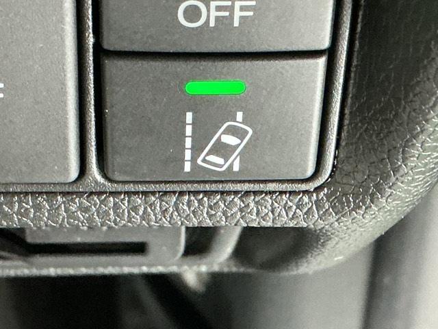 ステップワゴンスパーダ スパーダホンダセンシング　ドラレコ　ナビ　Ｒカメラ　ブルートゥース　盗難防止　助手席エアバッグ　Ｗパワスラ　記録簿有　地デジ　ＬＥＤライト　横滑り防止システム　オートエアコン　リアカメラ　ドライブレコーダー装着車　ＵＳＢ（26枚目）