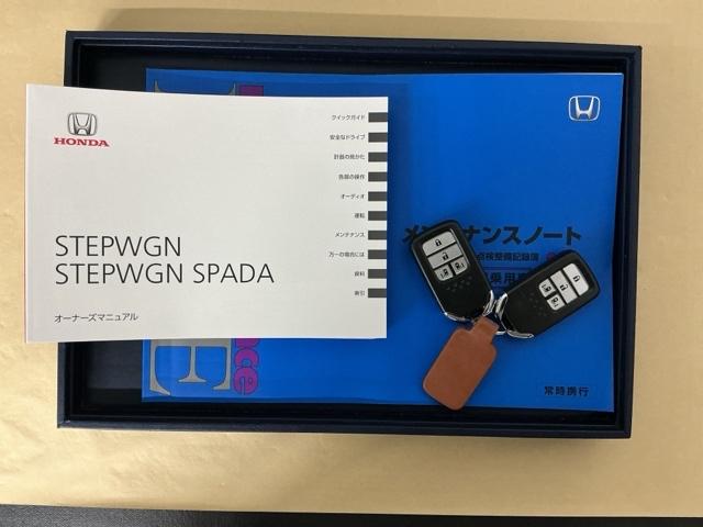 ステップワゴンスパーダ スパーダホンダセンシング　ドラレコ　ナビ　Ｒカメラ　ブルートゥース　盗難防止　助手席エアバッグ　Ｗパワスラ　記録簿有　地デジ　ＬＥＤライト　横滑り防止システム　オートエアコン　リアカメラ　ドライブレコーダー装着車　ＵＳＢ（31枚目）