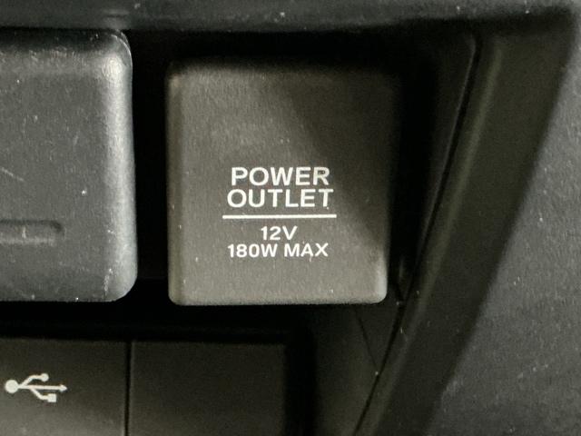 ステップワゴンスパーダ スパーダホンダセンシング　ドラレコ　ナビ　Ｒカメラ　ブルートゥース　盗難防止　助手席エアバッグ　Ｗパワスラ　記録簿有　地デジ　ＬＥＤライト　横滑り防止システム　オートエアコン　リアカメラ　ドライブレコーダー装着車　ＵＳＢ（54枚目）