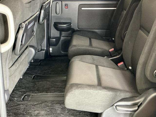 ステップワゴンスパーダ スパーダホンダセンシング　ドラレコ　ナビ　Ｒカメラ　ブルートゥース　盗難防止　助手席エアバッグ　Ｗパワスラ　記録簿有　地デジ　ＬＥＤライト　横滑り防止システム　オートエアコン　リアカメラ　ドライブレコーダー装着車　ＵＳＢ（56枚目）