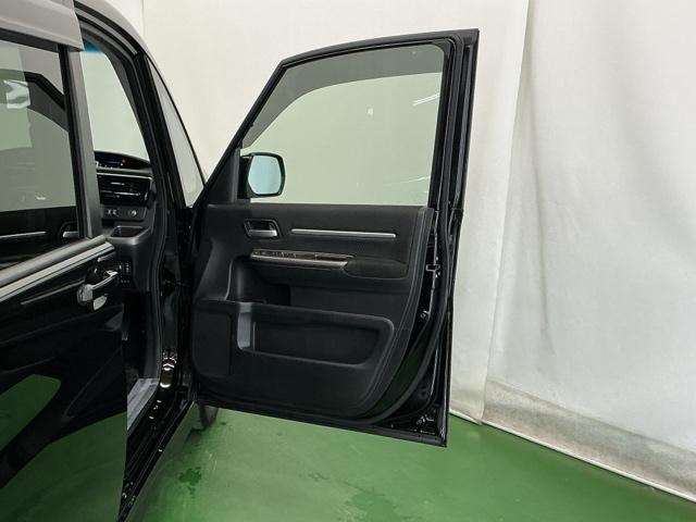 ステップワゴンスパーダ スパーダホンダセンシング　ドラレコ　ナビ　Ｒカメラ　ブルートゥース　盗難防止　助手席エアバッグ　Ｗパワスラ　記録簿有　地デジ　ＬＥＤライト　横滑り防止システム　オートエアコン　リアカメラ　ドライブレコーダー装着車　ＵＳＢ（60枚目）