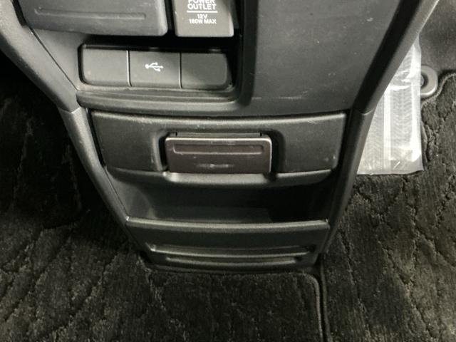 ステップワゴンスパーダ スパーダ・クールスピリットホンダセンシング　ドラレコ　ナビ　Ｒカメラ　ブルートゥース　サイドエアバック　スマートキ　左右電動スライドドア　バックモニタ　地ＴＶ　三列シート　ＵＳＢ　助手席エアバッグ　ドライブレコーダ　ＡＡＣ　横滑り防止機能（70枚目）