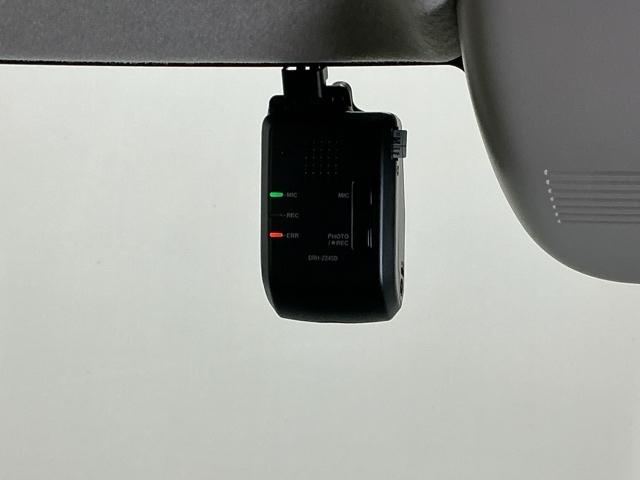 N-BOX ファッションスタイル ドラレコ ナビ Rカメラ ブルートゥース ソナー 盗難防止装置 スマートキ USBポート LEDランプ ETC バックモニター サイドカーテンエアバック ドライブレコーダー クルコン VSA ABS(13枚目)