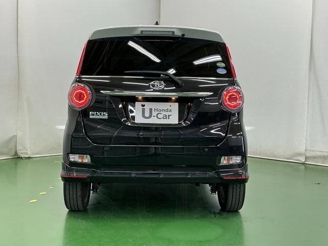 ピクシスジョイ ＳＳＡＩＩ　ナビ　Ｒカメラ　ブルートゥース　ＣＤ　エアバッグ　キーレス　横滑り防止装置　Ａストップ　ＡＡＣ　ＡＢＳ　衝突軽減ブレーキ　ＬＥＤヘッドライト　スマートキー　ターボ　バックモニター　ＥＴＣ　ＤＶＤ再生（10枚目）