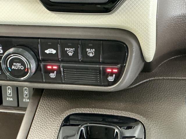 Ｎ－ＢＯＸ Ｌ　ナビ　Ｒカメラ　ブルートゥース　フルセグＴＶ　衝突回避支援ブレーキ　Ｉ－ＳＴＯＰ　クリソナ　ＰＷ　パワステ　Ｓヒーター　スマ－トキ－　Ｂカメ　地デジＴＶ　横滑り防止　ＥＴＣ車載器　整備記録簿　ＤＶＤ（14枚目）