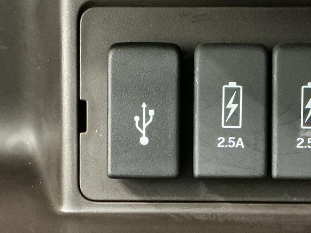 Ｎ－ＢＯＸ Ｌ　ナビ　Ｒカメラ　ブルートゥース　フルセグＴＶ　衝突回避支援ブレーキ　Ｉ－ＳＴＯＰ　クリソナ　ＰＷ　パワステ　Ｓヒーター　スマ－トキ－　Ｂカメ　地デジＴＶ　横滑り防止　ＥＴＣ車載器　整備記録簿　ＤＶＤ（18枚目）