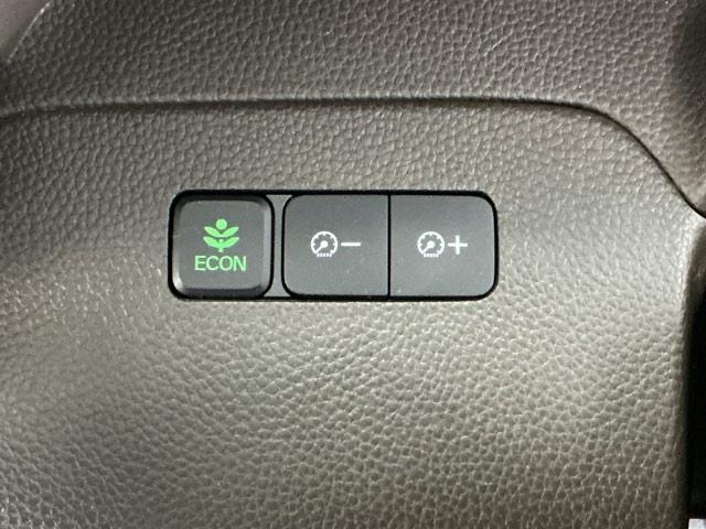 Ｎ－ＢＯＸ Ｌ　ナビ　Ｒカメラ　ブルートゥース　フルセグＴＶ　衝突回避支援ブレーキ　Ｉ－ＳＴＯＰ　クリソナ　ＰＷ　パワステ　Ｓヒーター　スマ－トキ－　Ｂカメ　地デジＴＶ　横滑り防止　ＥＴＣ車載器　整備記録簿　ＤＶＤ（29枚目）