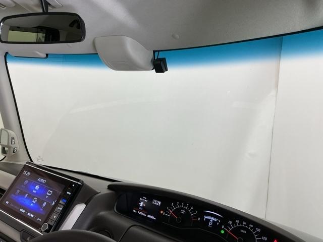 Ｎ－ＢＯＸ Ｌ　ナビ　Ｒカメラ　ブルートゥース　フルセグＴＶ　衝突回避支援ブレーキ　Ｉ－ＳＴＯＰ　クリソナ　ＰＷ　パワステ　Ｓヒーター　スマ－トキ－　Ｂカメ　地デジＴＶ　横滑り防止　ＥＴＣ車載器　整備記録簿　ＤＶＤ（31枚目）