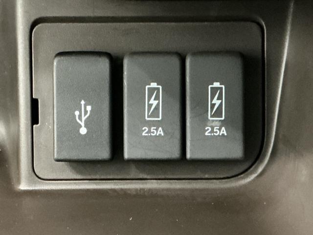 Ｎ－ＢＯＸ Ｌ　ナビ　Ｒカメラ　ブルートゥース　フルセグＴＶ　衝突回避支援ブレーキ　Ｉ－ＳＴＯＰ　クリソナ　ＰＷ　パワステ　Ｓヒーター　スマ－トキ－　Ｂカメ　地デジＴＶ　横滑り防止　ＥＴＣ車載器　整備記録簿　ＤＶＤ（57枚目）