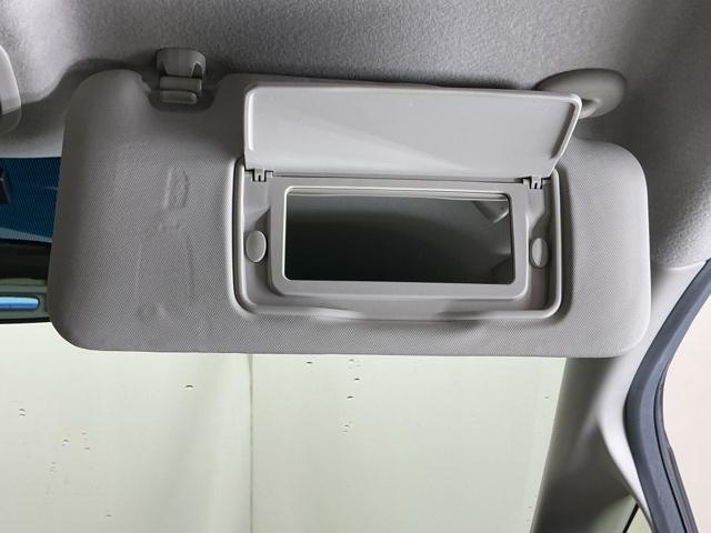 フィット 13G・Lパッケージ Rカメラ ブルートゥース CD ETC 軽減ブレーキ 盗難警報装置 Bカメ Sキー フルオートエアコン 整備記録簿 リモコンキー サイドSRS 横滑り防止機能 エアバック アイスト パワーウィンド(61枚目)