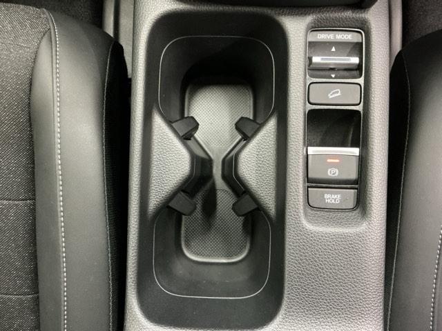 ヴェゼル e:HEVZ ナビ Rカメラ ブルートゥース フルセグ 衝突回避支援ブレーキ機能 スマキ Pトランク フルオートエアコン エアバッグ 両席エアバック 記録簿付 パワーウィンドウ LEDランプ ソナー クルーズC(18枚目)