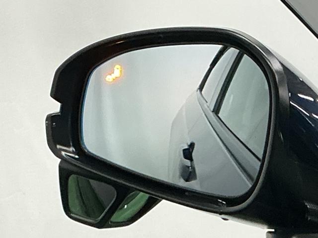 ヴェゼル e:HEVZ ナビ Rカメラ ブルートゥース フルセグ 衝突回避支援ブレーキ機能 スマキ Pトランク フルオートエアコン エアバッグ 両席エアバック 記録簿付 パワーウィンドウ LEDランプ ソナー クルーズC(21枚目)