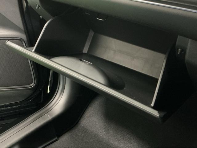 ヴェゼル e:HEVZ ナビ Rカメラ ブルートゥース フルセグ 衝突回避支援ブレーキ機能 スマキ Pトランク フルオートエアコン エアバッグ 両席エアバック 記録簿付 パワーウィンドウ LEDランプ ソナー クルーズC(66枚目)