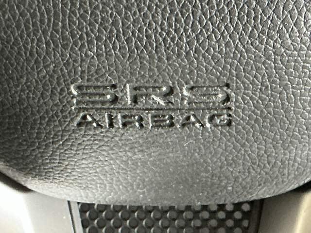 フィットハイブリッド Fパッケージ 運転席/助手席エアバッグ CD ABS 盗難警報装置 記録簿有り AUTOエアコン 助手席エアバック ECON 横滑り防止システム キーレスエントリー 運転席エアバック パワーステアリング(48枚目)
