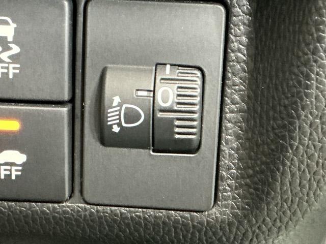 フィットハイブリッド Fパッケージ 運転席/助手席エアバッグ CD ABS 盗難警報装置 記録簿有り AUTOエアコン 助手席エアバック ECON 横滑り防止システム キーレスエントリー 運転席エアバック パワーステアリング(51枚目)