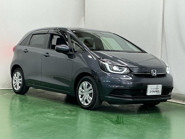 フィット e:HEVホーム ナビ Rカメラ ブルートゥース フルセグ 前後誤発進抑制機能 クリソナ 助手席エアバッグ 運転席エアバッグ アイドリングストップ LEDライト USB接続 バックカメラ ABS サイドエアバッグ(7枚目)