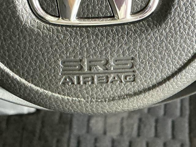 フィット e:HEVホーム ナビ Rカメラ ブルートゥース フルセグ 前後誤発進抑制機能 クリソナ 助手席エアバッグ 運転席エアバッグ アイドリングストップ LEDライト USB接続 バックカメラ ABS サイドエアバッグ(47枚目)