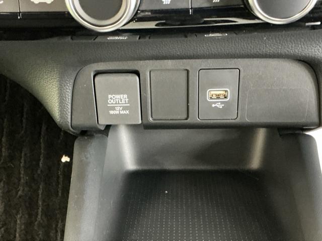 フィット e:HEVホーム ナビ Rカメラ ブルートゥース フルセグ 前後誤発進抑制機能 クリソナ 助手席エアバッグ 運転席エアバッグ アイドリングストップ LEDライト USB接続 バックカメラ ABS サイドエアバッグ(48枚目)