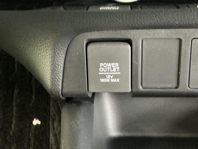 フィット e:HEVホーム ナビ Rカメラ ブルートゥース フルセグ 前後誤発進抑制機能 クリソナ 助手席エアバッグ 運転席エアバッグ アイドリングストップ LEDライト USB接続 バックカメラ ABS サイドエアバッグ(49枚目)