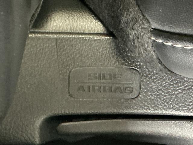 フィット e:HEVホーム ナビ Rカメラ ブルートゥース フルセグ 前後誤発進抑制機能 クリソナ 助手席エアバッグ 運転席エアバッグ アイドリングストップ LEDライト USB接続 バックカメラ ABS サイドエアバッグ(56枚目)