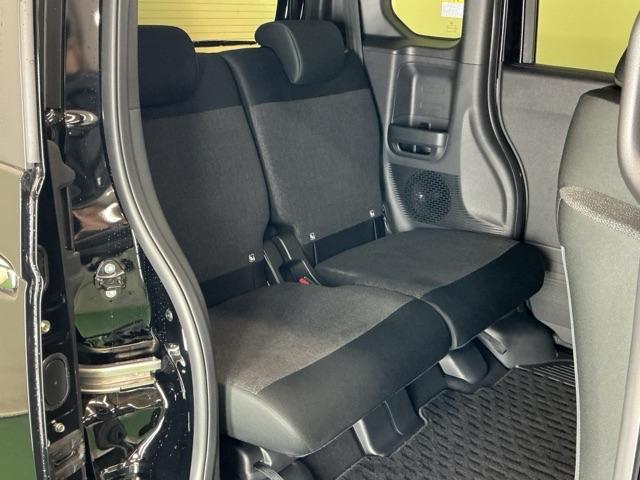 N-BOXカスタム ベースグレード ドラレコ ナビ Rカメラ ブルートゥース USB接続 CMBS Dレコ ベンチシート オートエアコン スマートキ LED 盗難防止装置 クルコン ETC バックカメラ フルセグTV パワーステアリング(25枚目)