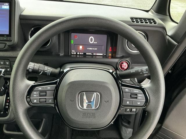 N-BOXカスタム ベースグレード ドラレコ ナビ Rカメラ ブルートゥース USB接続 CMBS Dレコ ベンチシート オートエアコン スマートキ LED 盗難防止装置 クルコン ETC バックカメラ フルセグTV パワーステアリング(26枚目)