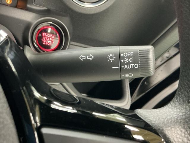 N-BOXカスタム ベースグレード ドラレコ ナビ Rカメラ ブルートゥース USB接続 CMBS Dレコ ベンチシート オートエアコン スマートキ LED 盗難防止装置 クルコン ETC バックカメラ フルセグTV パワーステアリング(27枚目)