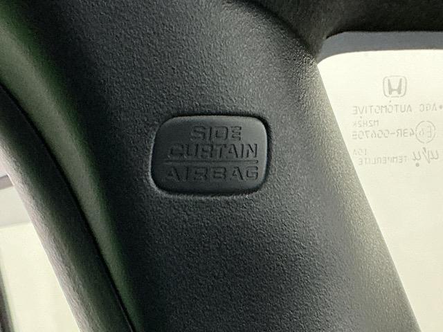 N-BOXカスタム ベースグレード ドラレコ ナビ Rカメラ ブルートゥース USB接続 CMBS Dレコ ベンチシート オートエアコン スマートキ LED 盗難防止装置 クルコン ETC バックカメラ フルセグTV パワーステアリング(55枚目)