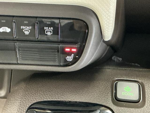 N-WGN Lホンダセンシング ナビ Rカメラ ブルートゥース フルセグ ETC装備 Bモニタ 誤発進抑制 LEDランプ シートヒータ オートライト DVD 横滑り防止機能 USBポート パーキングセンサー セキュリティアラーム(14枚目)