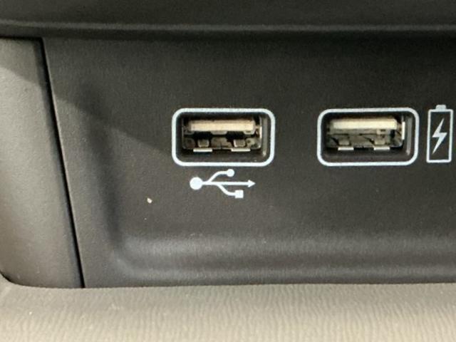 N-WGN Lホンダセンシング ナビ Rカメラ ブルートゥース フルセグ ETC装備 Bモニタ 誤発進抑制 LEDランプ シートヒータ オートライト DVD 横滑り防止機能 USBポート パーキングセンサー セキュリティアラーム(19枚目)