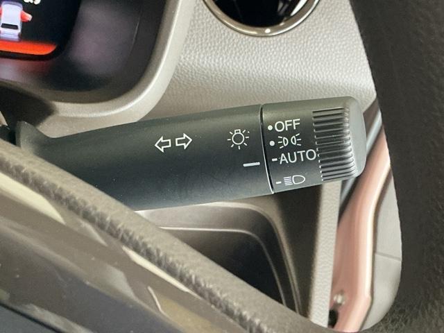 N-WGN Lホンダセンシング ナビ Rカメラ ブルートゥース フルセグ ETC装備 Bモニタ 誤発進抑制 LEDランプ シートヒータ オートライト DVD 横滑り防止機能 USBポート パーキングセンサー セキュリティアラーム(26枚目)