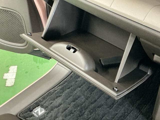 N-WGN Lホンダセンシング ナビ Rカメラ ブルートゥース フルセグ ETC装備 Bモニタ 誤発進抑制 LEDランプ シートヒータ オートライト DVD 横滑り防止機能 USBポート パーキングセンサー セキュリティアラーム(53枚目)