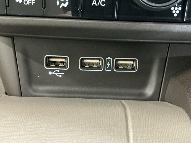 N-WGN Lホンダセンシング ナビ Rカメラ ブルートゥース フルセグ ETC装備 Bモニタ 誤発進抑制 LEDランプ シートヒータ オートライト DVD 横滑り防止機能 USBポート パーキングセンサー セキュリティアラーム(55枚目)