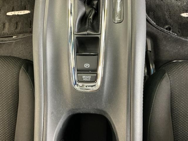 ヴェゼル X・ホンダセンシング ナビ Rカメラ ブルートゥース フルセグTV Wエアバッグ 盗難防止 アクティブクルーズコントロール オートエアコン LEDランプ 衝突軽減ブレ-キ パワステ 整備記録簿 カーテンエアバック ABS(15枚目)