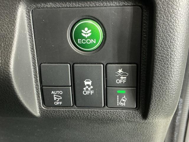 ヴェゼル X・ホンダセンシング ナビ Rカメラ ブルートゥース フルセグTV Wエアバッグ 盗難防止 アクティブクルーズコントロール オートエアコン LEDランプ 衝突軽減ブレ-キ パワステ 整備記録簿 カーテンエアバック ABS(26枚目)