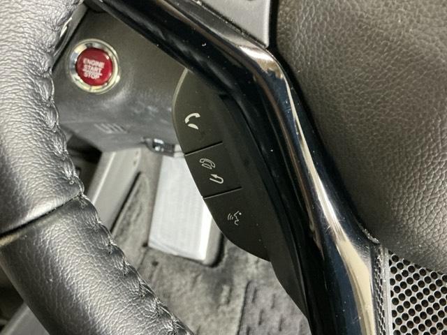 ヴェゼル X・ホンダセンシング ナビ Rカメラ ブルートゥース フルセグTV Wエアバッグ 盗難防止 アクティブクルーズコントロール オートエアコン LEDランプ 衝突軽減ブレ-キ パワステ 整備記録簿 カーテンエアバック ABS(60枚目)
