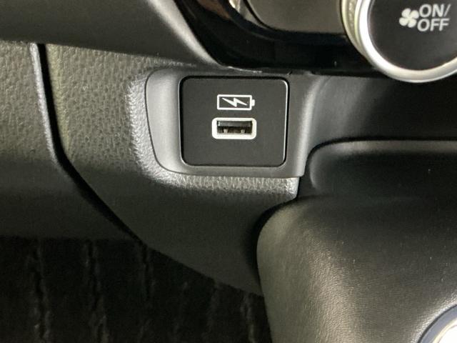 ヴェゼル e:HEVX ドラレコ ナビ Rカメラ ブルートゥース ソナー クルコン エアコン シ-トヒ-タ- スマキー VSA LEDライト ETC車載器 DVD エアバッグ ABS 地デジTV キーレスエントリー(22枚目)