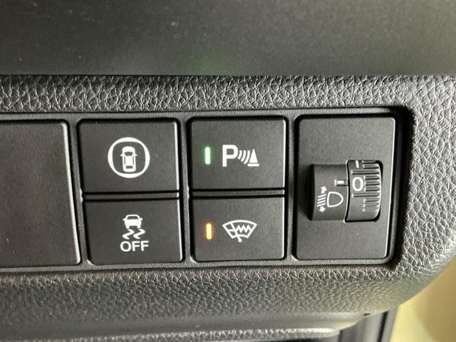 ヴェゼル e:HEVX ドラレコ ナビ Rカメラ ブルートゥース ソナー クルコン エアコン シ-トヒ-タ- スマキー VSA LEDライト ETC車載器 DVD エアバッグ ABS 地デジTV キーレスエントリー(30枚目)